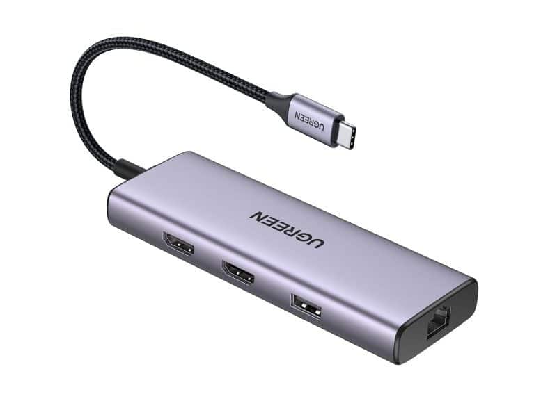 מפצל USB-C עם 8 חיבורים 1 מפצל USB-C עם 8 חיבורים