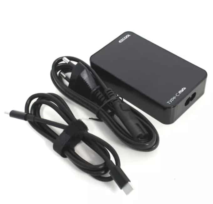 מטען לנייד Ezcool AD-789 Type-C 105 Watt 1 מטען לנייד Ezcool AD-789 Type-C 105 Watt